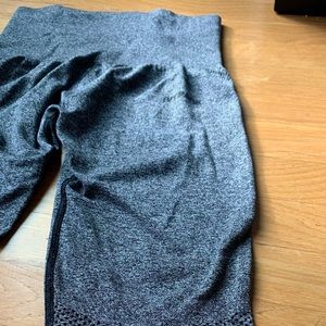 Ivy Park high waisted cropped leggings